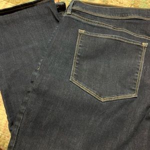 Old Navy Women denim capris 18